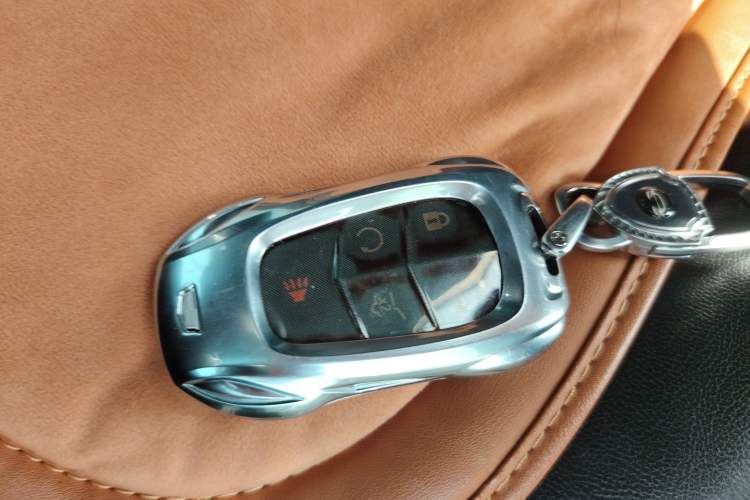 Used Cadillac XT5 2020 28T Luxury Version Vehicle Key