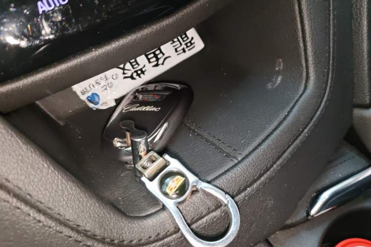 Used Cadillac XT5 2020 28T Luxury Version Vehicle Key