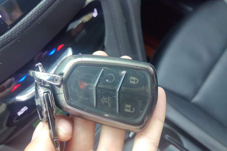 Used Cadillac XT5 2020 28T Four-Wheel Drive Tech Version Vehicle Key
