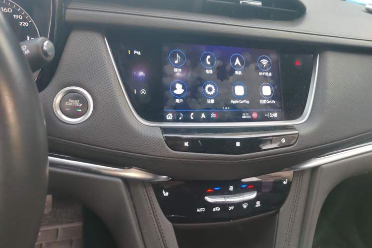 Used Cadillac XT5 2020 Revised Version 28T Four-Wheel Drive Luxury Edition Audio And AC Panel