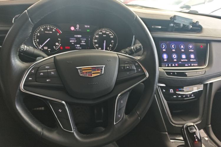 Used Cadillac XT5 2020 Revised Version 28T Luxury Edition Center Console