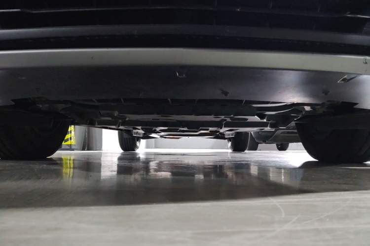 Used Cadillac XT5 2020 Revised Version 28T Luxury Edition Chassis Front