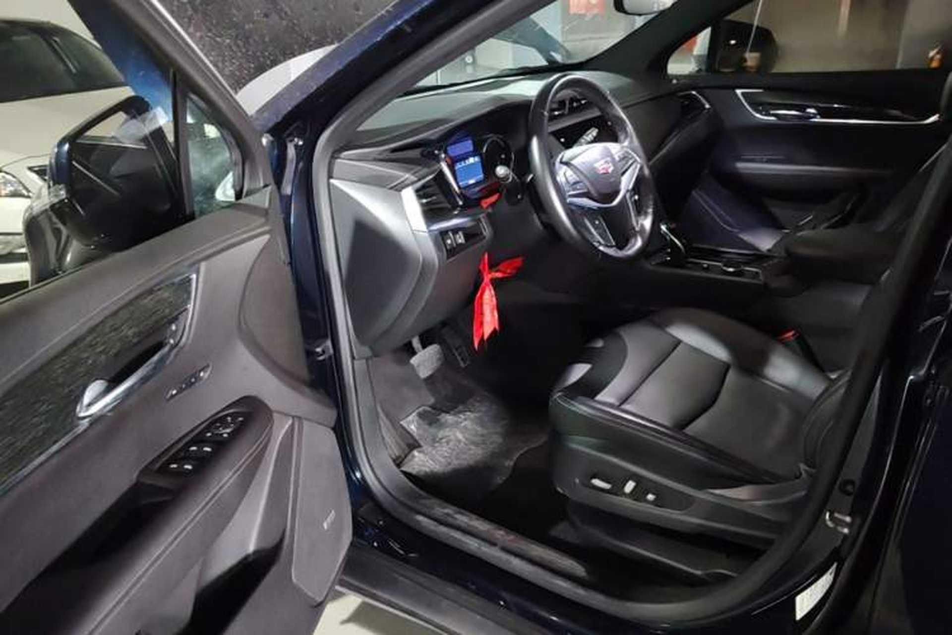 Used Cadillac XT5 2020 Revised Version 28T Luxury Edition Driver Seat