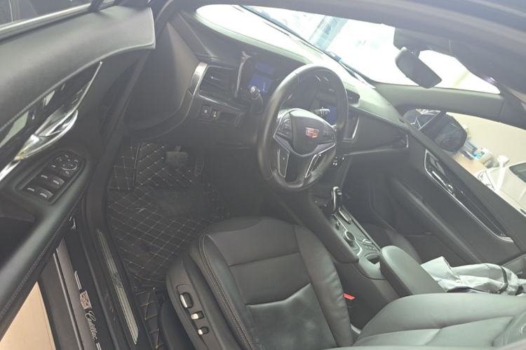 Used Cadillac XT5 2020 Revised Version 28T Luxury Edition Driver Seat