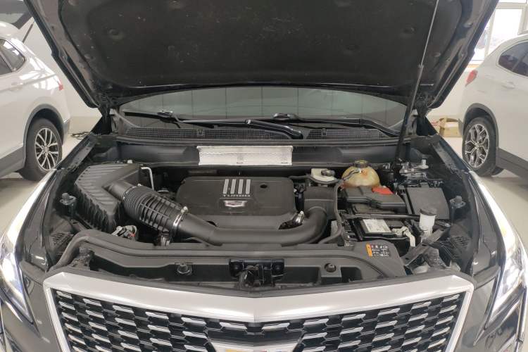 Used Cadillac XT5 2020 Revised Version 28T Luxury Edition Engine Bay