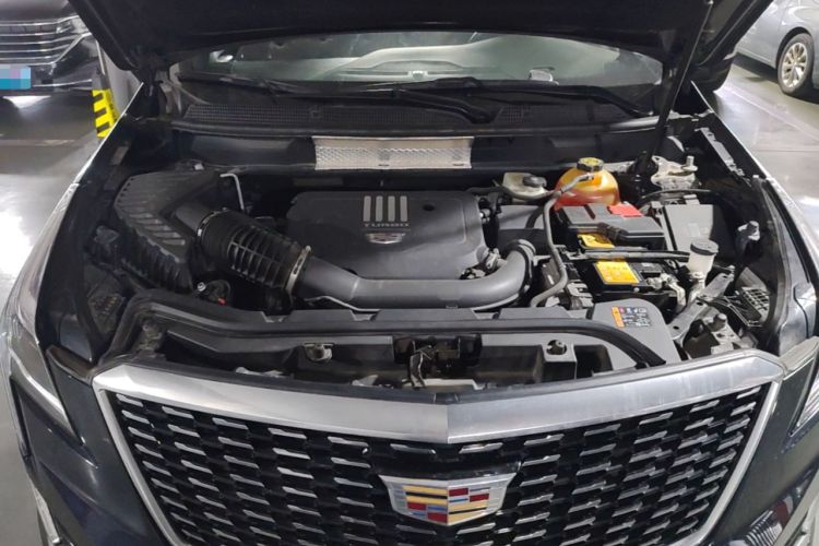 Used Cadillac XT5 2020 Revised Version 28T Luxury Edition Engine Bay