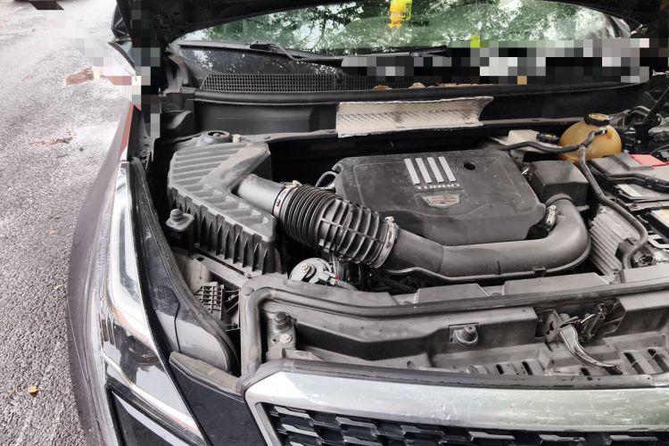 Used Cadillac XT5 2020 28T Luxury Version Engine Bay Right