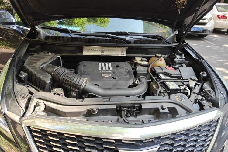 Used Cadillac XT5 2020 Revised Version 28T Luxury Edition Engine Bay