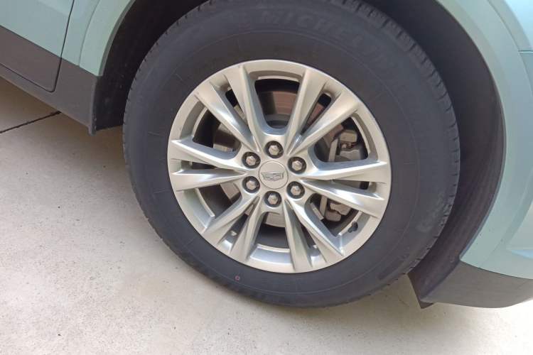 Used Cadillac XT5 2020 28T Tech Edition Exterior 7