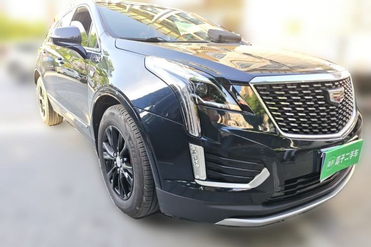 Used Cadillac XT5 2020 Revised Version 28T Luxury Edition Front Right 45 Deg