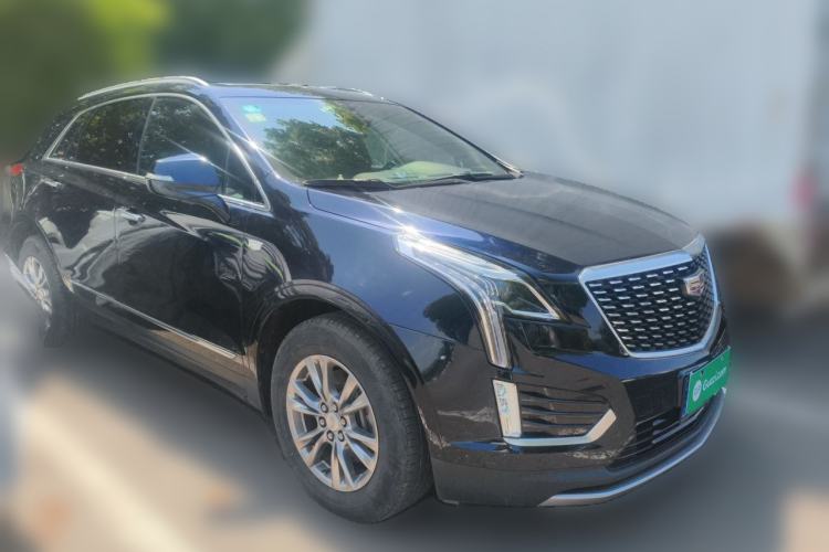 Used Cadillac XT5 2020 28T Luxury Version Front Right 45 Deg