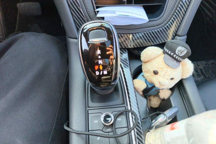 Used Cadillac XT5 2020 Revised Version 28T Luxury Edition Gear Lever