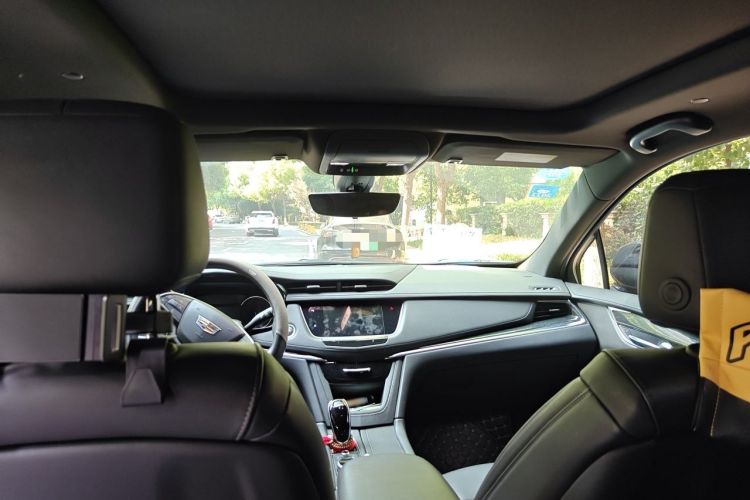 Used Cadillac XT5 2020 Revised Version 28T Luxury Edition Headliner