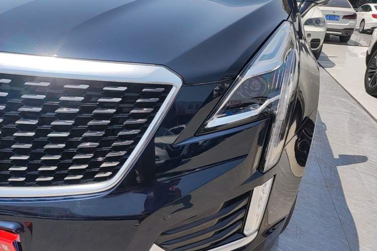Used Cadillac XT5 2020 28T Luxury Version Left Front Headlight