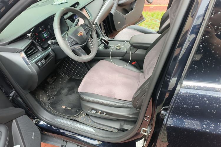 Used Cadillac XT5 2020 28T Four-Wheel Drive Luxury Version Left Front Seat