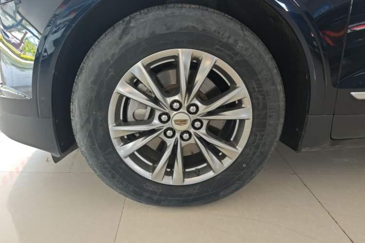 Used Cadillac XT5 2020 Revised Version 28T Luxury Edition Left Front Wheel Hub