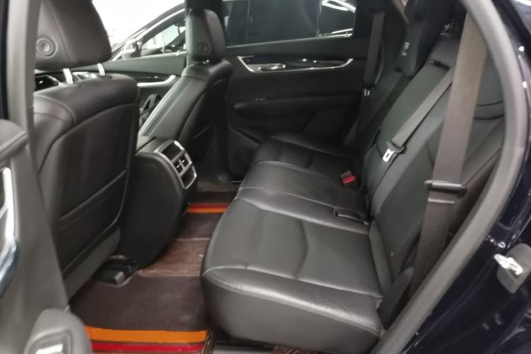 Used Cadillac XT5 2020 Revised Version 28T Luxury Edition Left Rear Seat