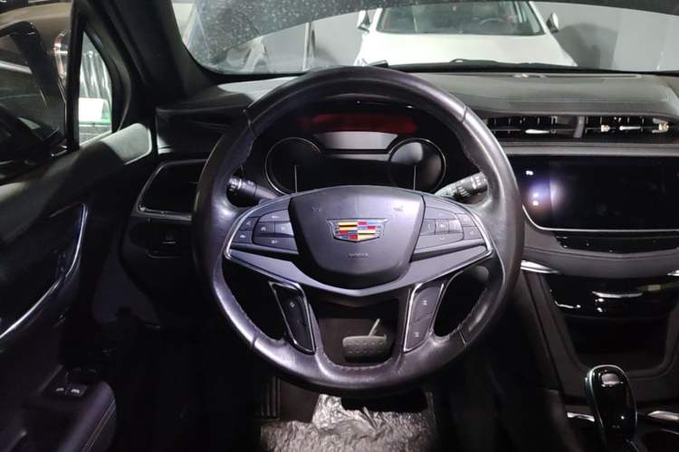 Used Cadillac XT5 2020 Revised Version 28T Luxury Edition Steering Wheel