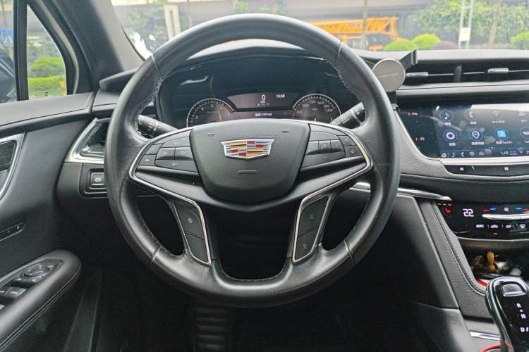 Used Cadillac XT5 2020 Revised Version 28T Luxury Edition Steering Wheel