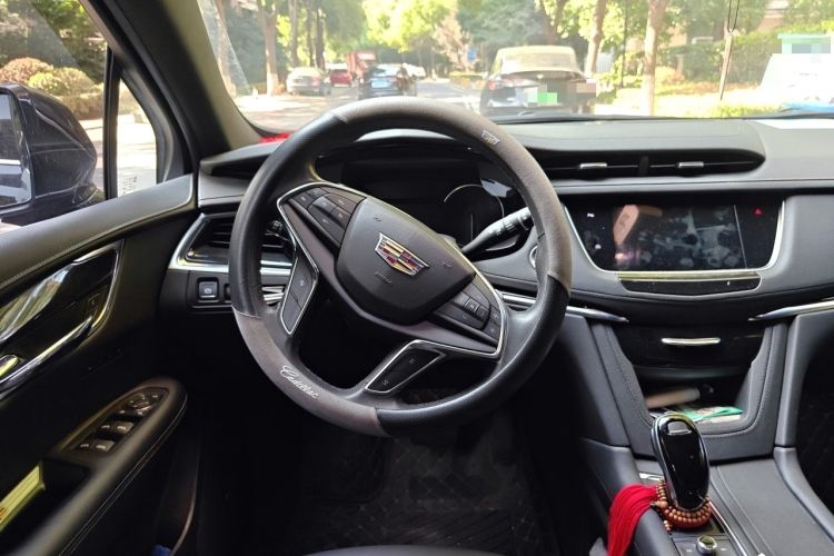 Used Cadillac XT5 2020 Revised Version 28T Luxury Edition Steering Wheel