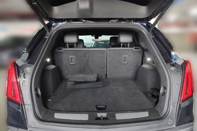 Used Cadillac XT5 2020 Revised Version 28T Luxury Edition Trunk