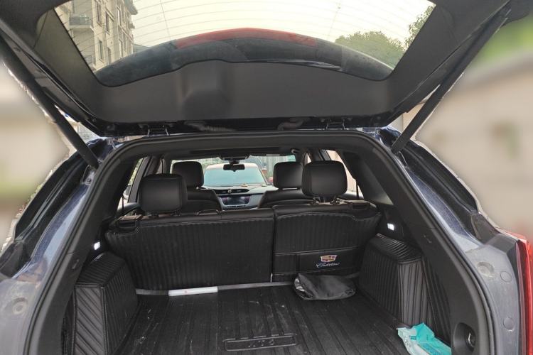 Used Cadillac XT5 2020 Revised Version 28T Luxury Edition Trunk