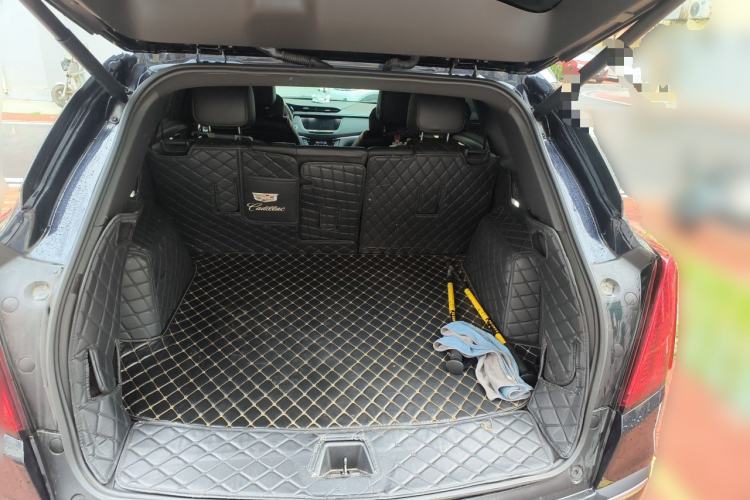 Used Cadillac XT5 2020 28T Four-Wheel Drive Luxury Version Trunk