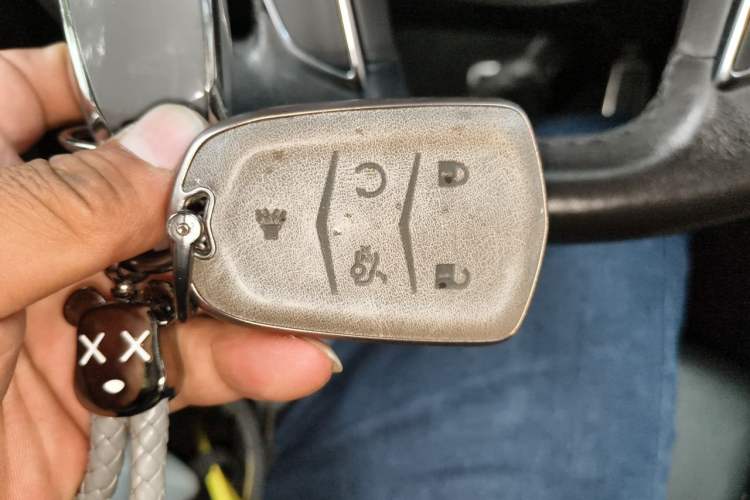 Used Cadillac XT5 2020 28T Luxury Version Vehicle Key