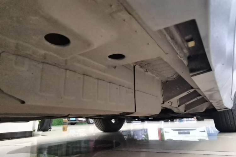 Used Cadillac XT5 2020 28T Four-Wheel Drive Luxury Version Right Side Sill