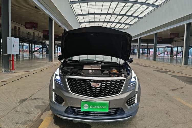 Used Cadillac XT5 2020 28T Luxury Version Engine Bay
