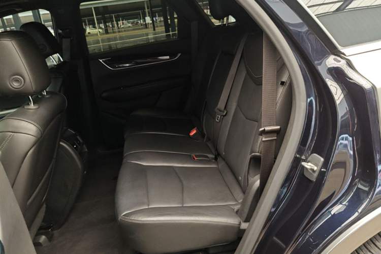 Used Cadillac XT5 2020 28T Luxury Version Left Rear Seat
