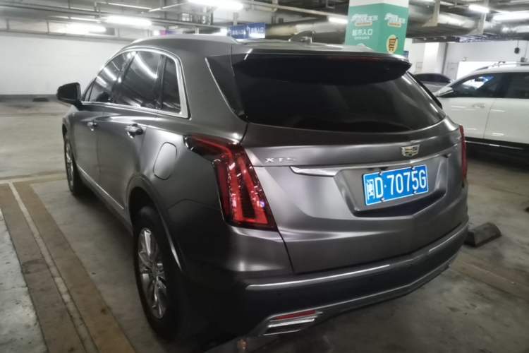Used Cadillac XT5 2020 Revised Version 28T Luxury Edition Rear Left 45 Deg