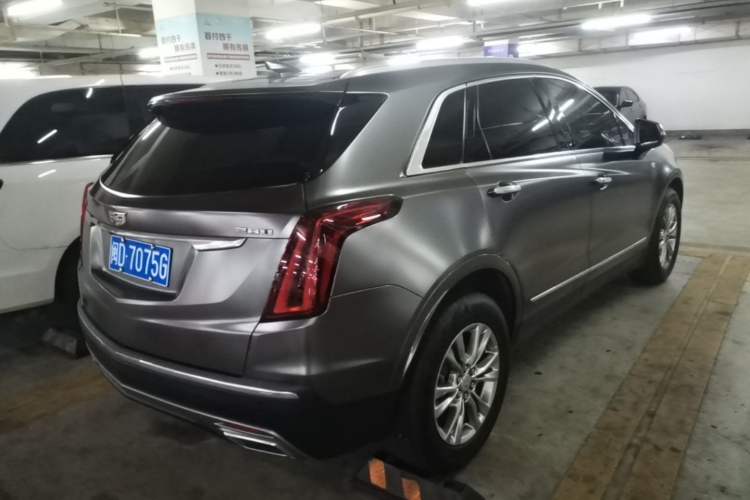 Used Cadillac XT5 2020 Revised Version 28T Luxury Edition Rear Right 45 Deg