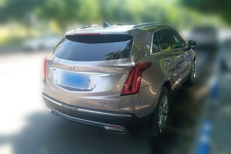 Used Cadillac XT5 2020 28T Luxury Version Rear Right 45 Deg