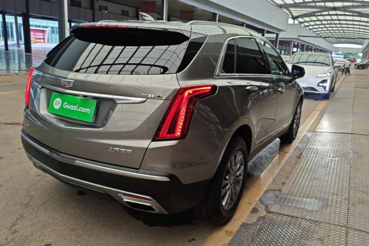 Used Cadillac XT5 2020 28T Luxury Version Right Rear Taillight