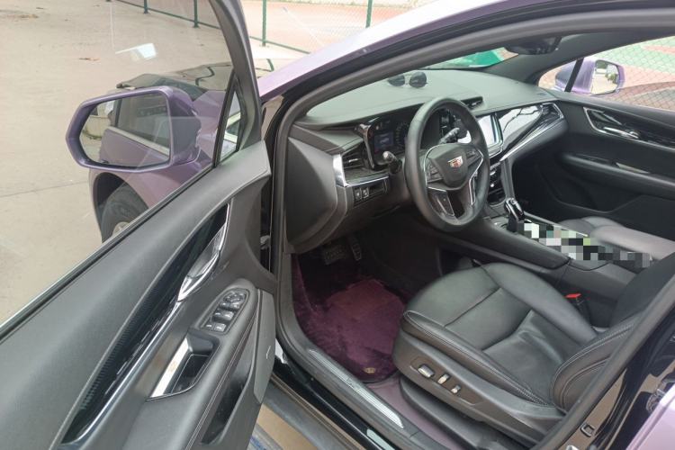 Used Cadillac XT5 2020 28T Luxury Version Driver Seat