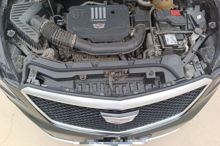 Used Cadillac XT5 2020 28T Luxury Version Engine Bay