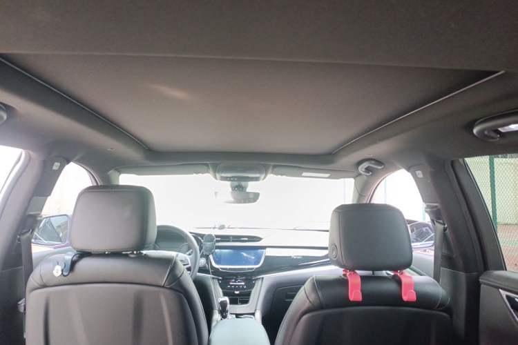 Used Cadillac XT5 2020 28T Luxury Version Headliner