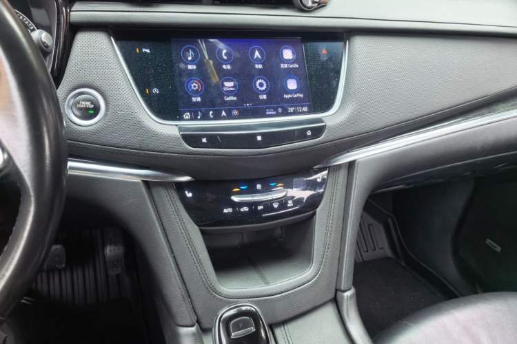 Used Cadillac XT5 2020 28T Luxury Version Audio And AC Panel