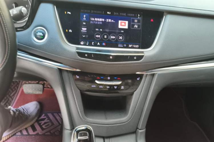 Used Cadillac XT5 2020 Revised Version 28T Four-Wheel Drive Luxury Edition Audio And AC Panel