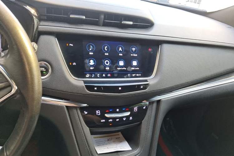 Used Cadillac XT5 2020 28T Luxury Version Audio And AC Panel