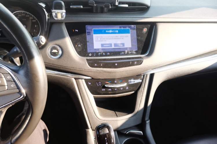 Used Cadillac XT5 2020 28T Four-Wheel Drive Luxury Version Audio And AC Panel