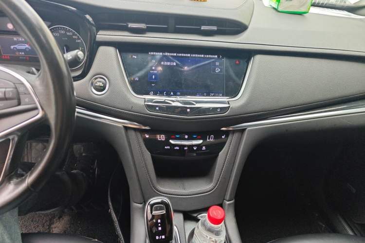 Used Cadillac XT5 2020 Revised Version 28T Tech Edition Audio And AC Panel