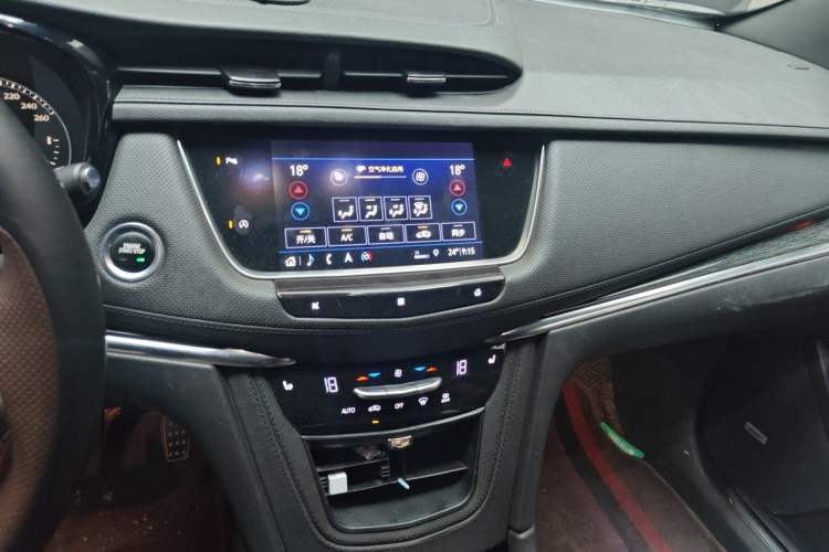 Used Cadillac XT5 2020 28T Luxury Version Audio And AC Panel