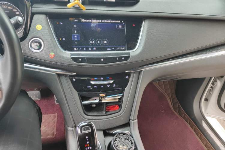 Used Cadillac XT5 2020 Revised Version 28T Luxury Edition Audio And AC Panel