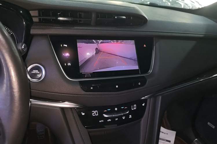 Used Cadillac XT5 2020 28T Four-Wheel Drive Luxury Version Audio And AC Panel
