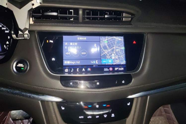 Used Cadillac XT5 2020 28T Luxury Version Audio And AC Panel