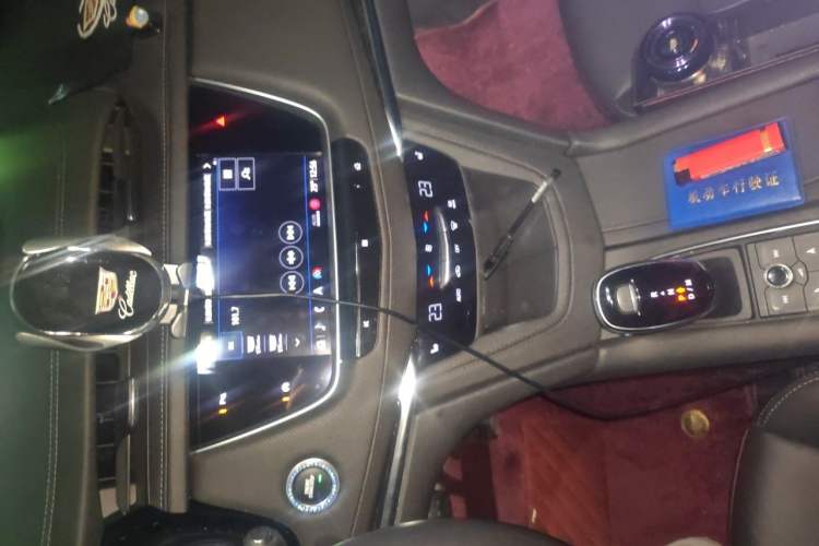 Used Cadillac XT5 2020 Revised Version 28T Four-Wheel Drive Luxury Edition Audio And AC Panel