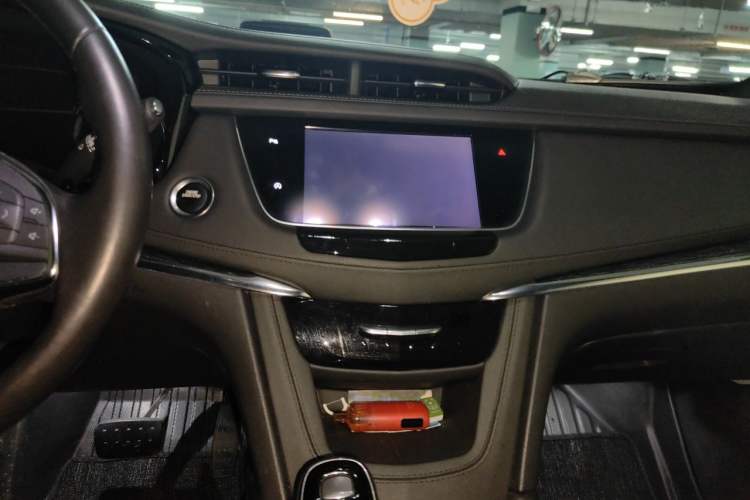 Used Cadillac XT5 2020 28T Luxury Version Audio And AC Panel