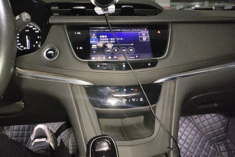 Used Cadillac XT5 2020 28T Tech Edition Audio And AC Panel
